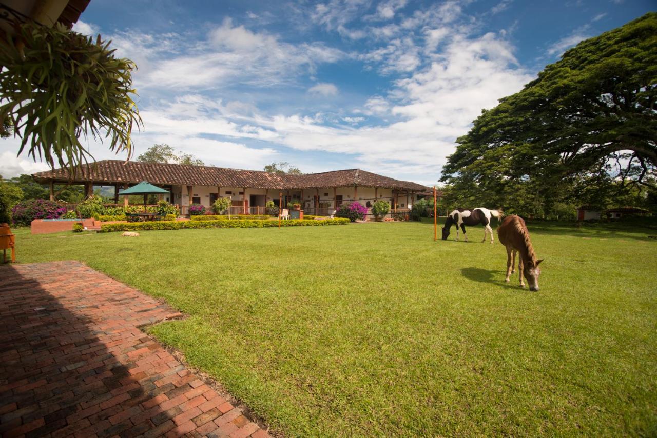Hacienda El Saman Villa Quimbaya Buitenkant foto